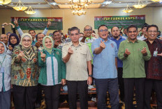 Menaker: Hubungan Industrial Harus Naik Kelas agar Pekerja Tak Tertinggal oleh AI 