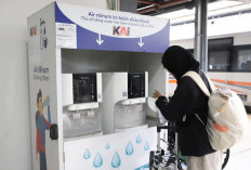 KAI Daop 3 Cirebon Sediakan Water Station Gratis, Ajak Penumpang Bawa Tumbler Kurangi Sampah Plastik
