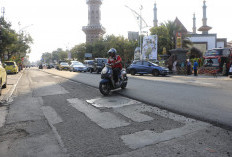 Jalan Kartini Cirebon Mulai Diperbaiki, Warga Segera Nikmati Jalan Mulus dan PJU Baru
