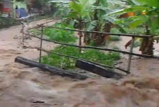 Hujan Deras Picu Banjir di Babakan Cirebon, Warga Menjerit Sebut Nama KDM dan Soroti Kawasan Plangon