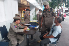 Nasib Pedagang Jasuke: Parkir Sebentar di Trotoar, Didenda Rp250 Ribu