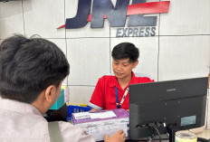 Harga Plastik Naik, JNE Cirebon Pastikan Tarif Packing Tetap Stabil