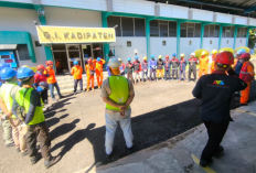 PLN UPT Cirebon Ganti Kubikel Incoming Trafo di GI Kadipaten, Pasokan Listrik Saat Idul Adha Kian Andal
