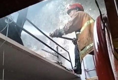 Lupa Matikan Tungku Usai Memasak, Rumah Warga Suranenggala Cirebon Ludes Terbakar