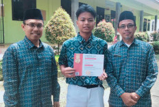 Santri Al Hikmah Raih Best Research Award di National Essay Competition