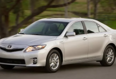Toyota Camry 2.4 V 2010 Bekas, 167 PS, 224 Nm, Jok Kulit, Kursi Elektrik, Konsumsi 13 Km/L, Segini Harganya