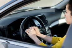 Perbandingan Mobil Matic dan Mobil Listrik untuk Wanita, Mana yang Lebih Cocok untuk Kebutuhan Harian?