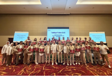 OJK Kukuhkan Duta Literasi Media Massa di Cirebon, Perkuat Edukasi Keuangan dan Lawan Penipuan Digital