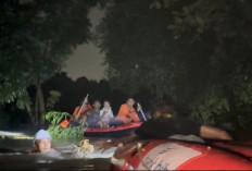 Banjir Rendam Winong Sari Cirebon, Polresta Evakuasi Warga Dini Hari