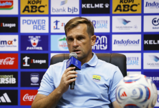Persib Nyaris Kalah di Kandang, Dua Gol dalam 4 Menit Bikin Stadion Bergemuruh