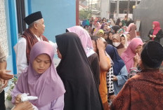 DKM Masjid Al Husna GSP Cirebon Bagikan 345 Paket Sembako untuk Warga Duafa di Bulan Ramadan