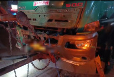 Kecelakaan Tunggal di Kesambi Cirebon, Truk Hantam Median Usai Hindari Tronton