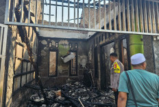 Tiga Anak Terjebak di Rumah Saat Kebakaran di Cirebon, Bocah 3 Tahun Dievakuasi Damkar
