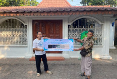 Peringati Hari Lingkungan Hidup, Daben Sudiana Bagikan Spanduk dan Cermin Doa ke 50 Masjid