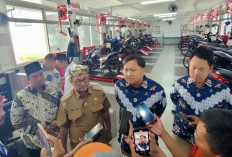 SMK Muhammadiyah Lemahabang Resmikan YTC dan Masjid, Bupati Imron: Perkuat Link and Match Pendidikan Vokasi