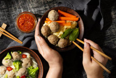 5 Bakso Paling Viral di Cirebon 2025–2026, Ada Bakso Muncrat hingga Tetelan Melimpah